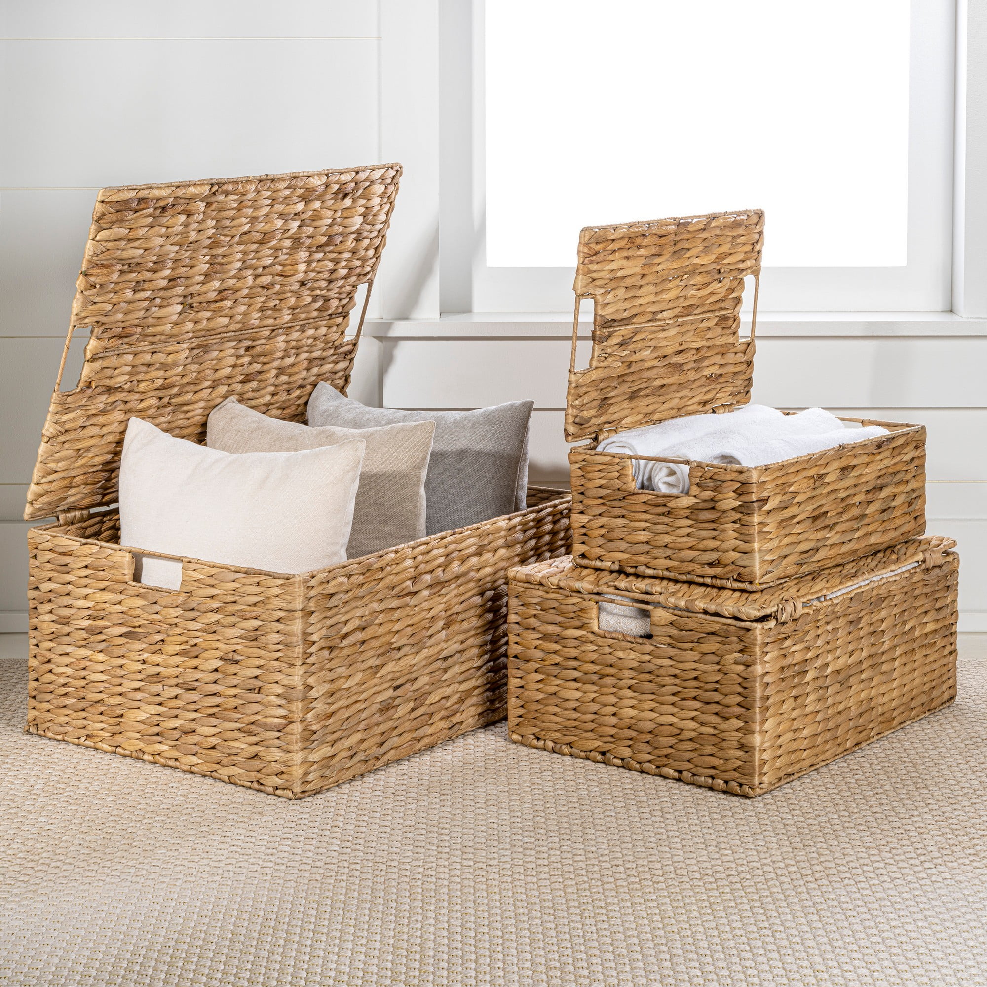 happimess BSK2006A-3SET Brooks Classic Farmhouse Woven Hyacinth Rectangular Storage Baskets with Lids and Handles, Natural (Set of 3)