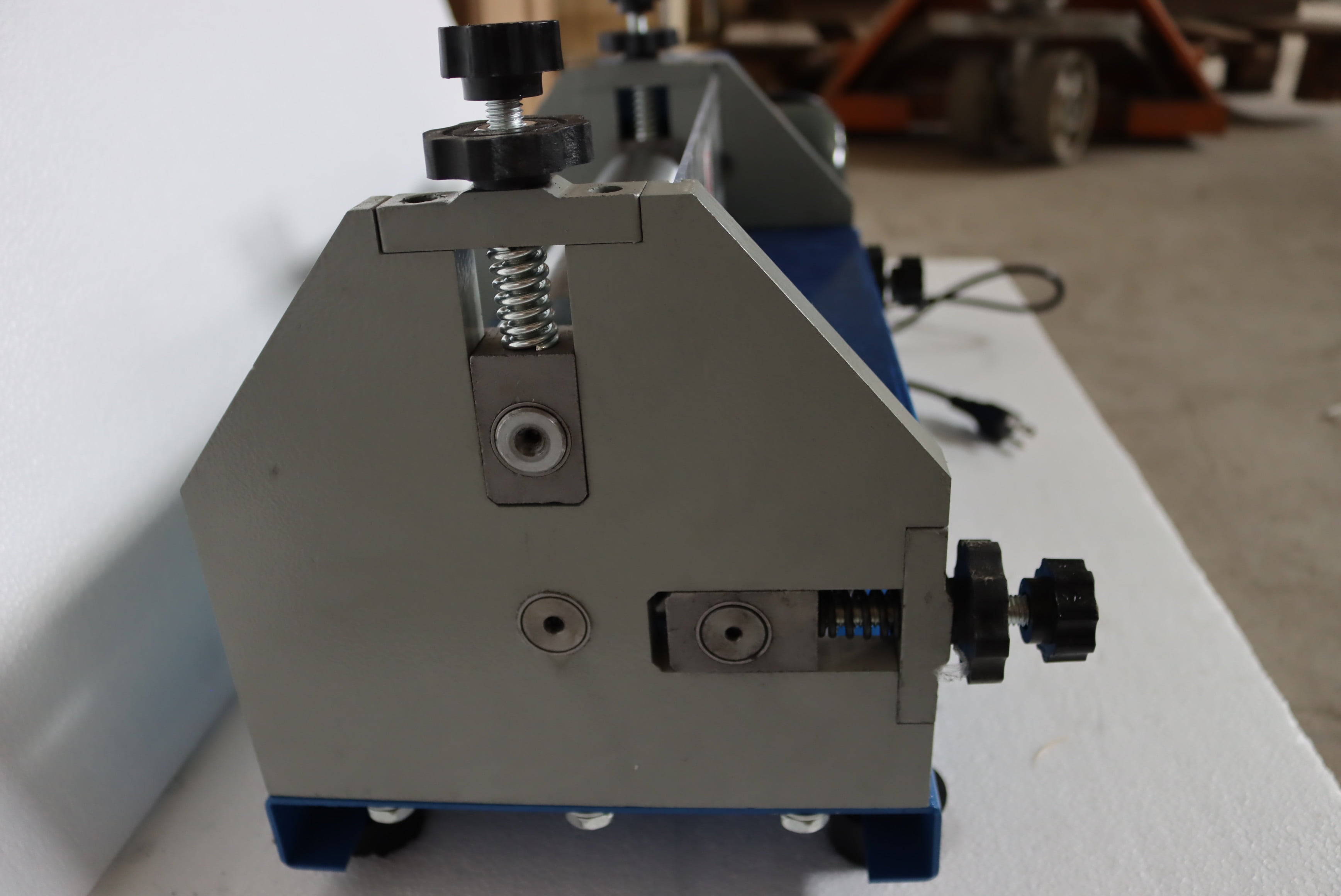 PreAsion Automatic Gluing Coating Machine Adhesive Glue Coating for Paper Leather 110V