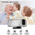 thumbnail image 3 of Horloge Projecteur avec Radio, Horloge Numérique, Radio-Réveil USB avec Double Alarme et Affichage Miroir 7 LED, Répétition, 4 Niveaux de Luminosité, 12/24h, 15 Volumes, 3 of 5