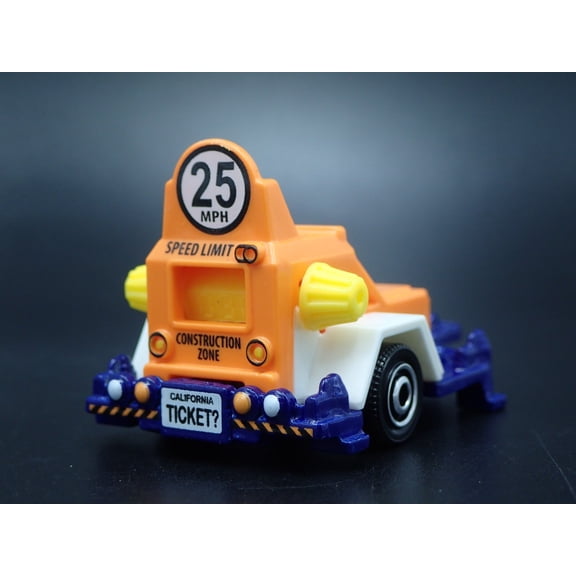 Open Box CONSTRUCTION ZONE SPEED LIMIT SIGN HITCH 1:64 MB SCALE DIORAMA DIECAST MODEL CAR