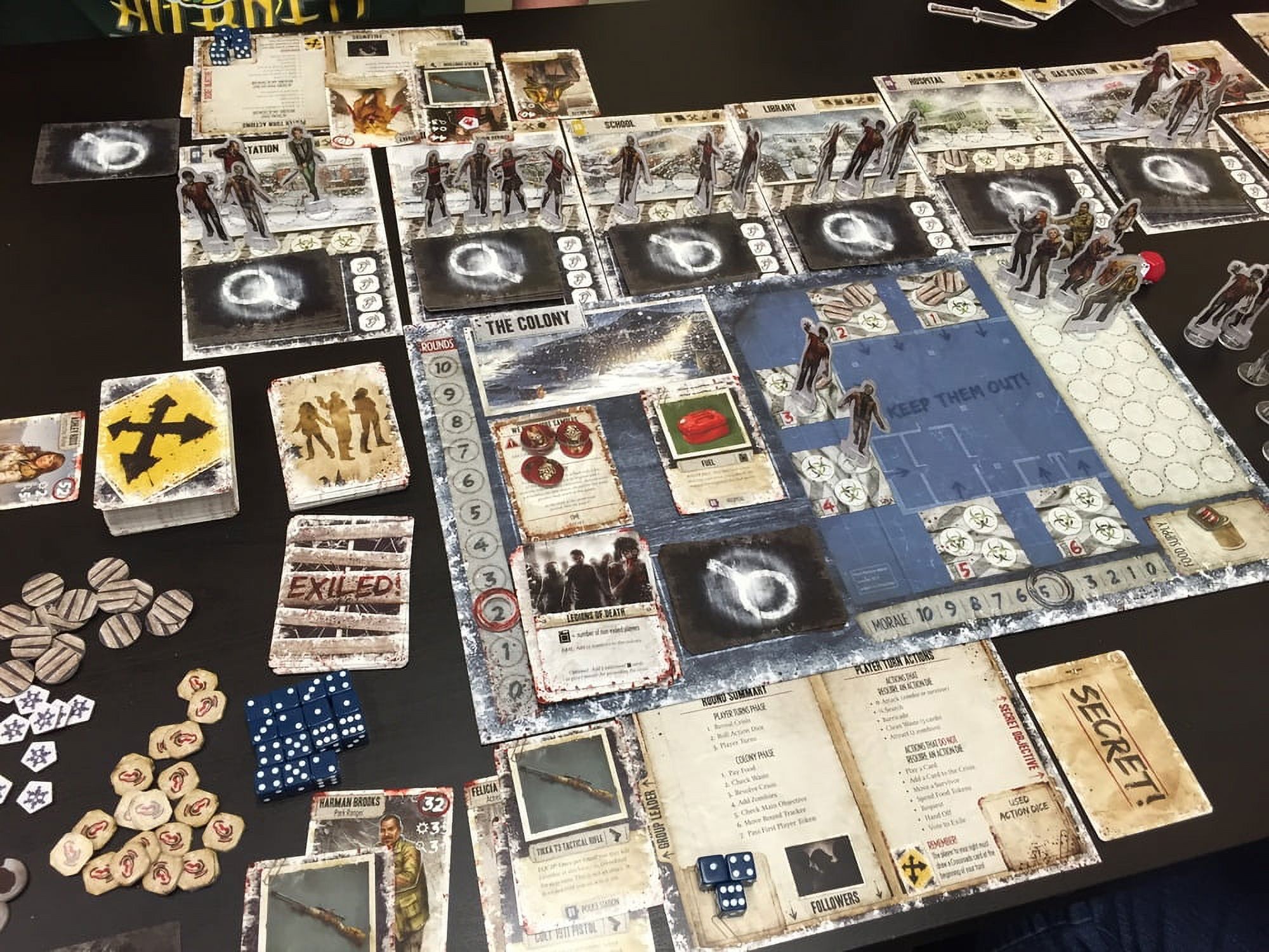 Dead of Winter: A Crossroads Cooperative Strategy Board Game for Ages 13 and up, from Asmodee - image 5 of 5