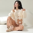thumbnail image 1 of Pijamas coreanos de manga larga para mujer, traje de estar por casa con estampado de oso, pantalones a cuadros, ropa de dormir para niñas, Otoño e Invierno, 1 of 5