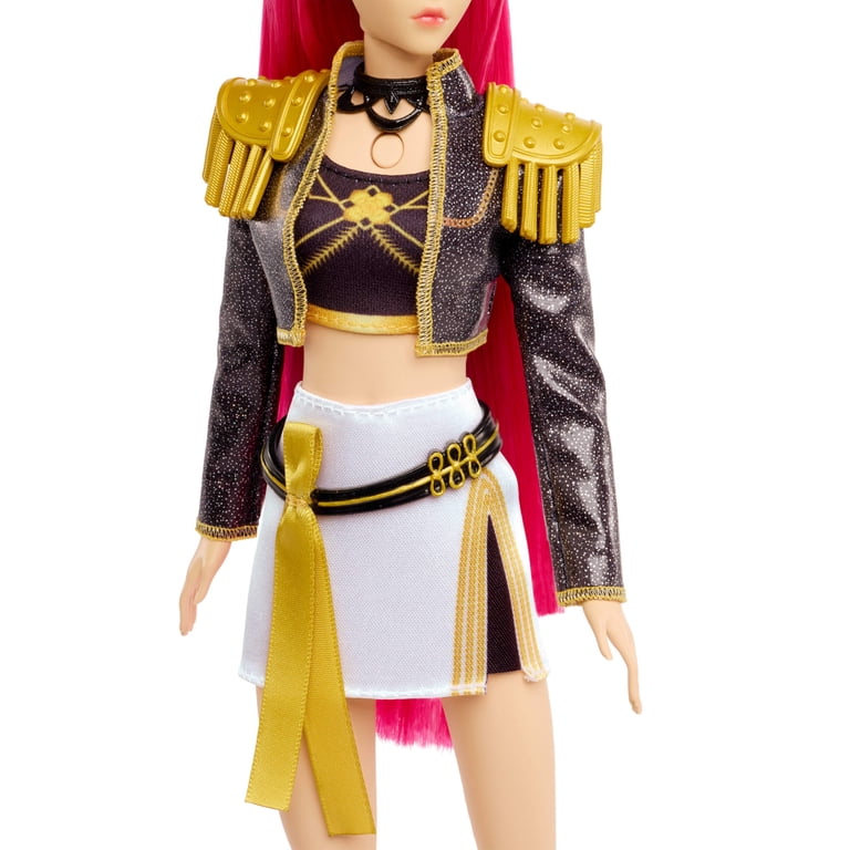 KPop Demon Hunters HUNTR/X Mira “Golden” Singing Doll in Removable
