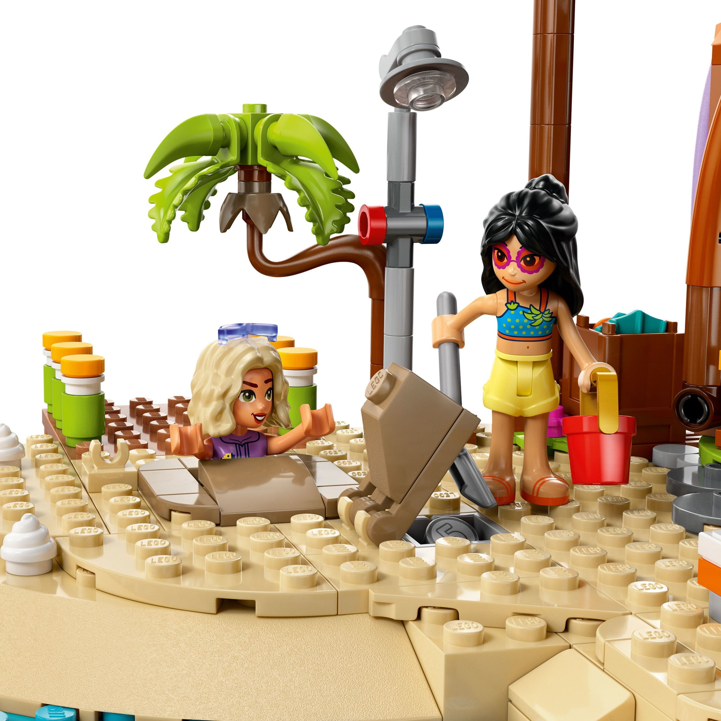 LEGO Friends Les Vacances en Famille au Bord de la Mer, Ensemble de Construction 42673