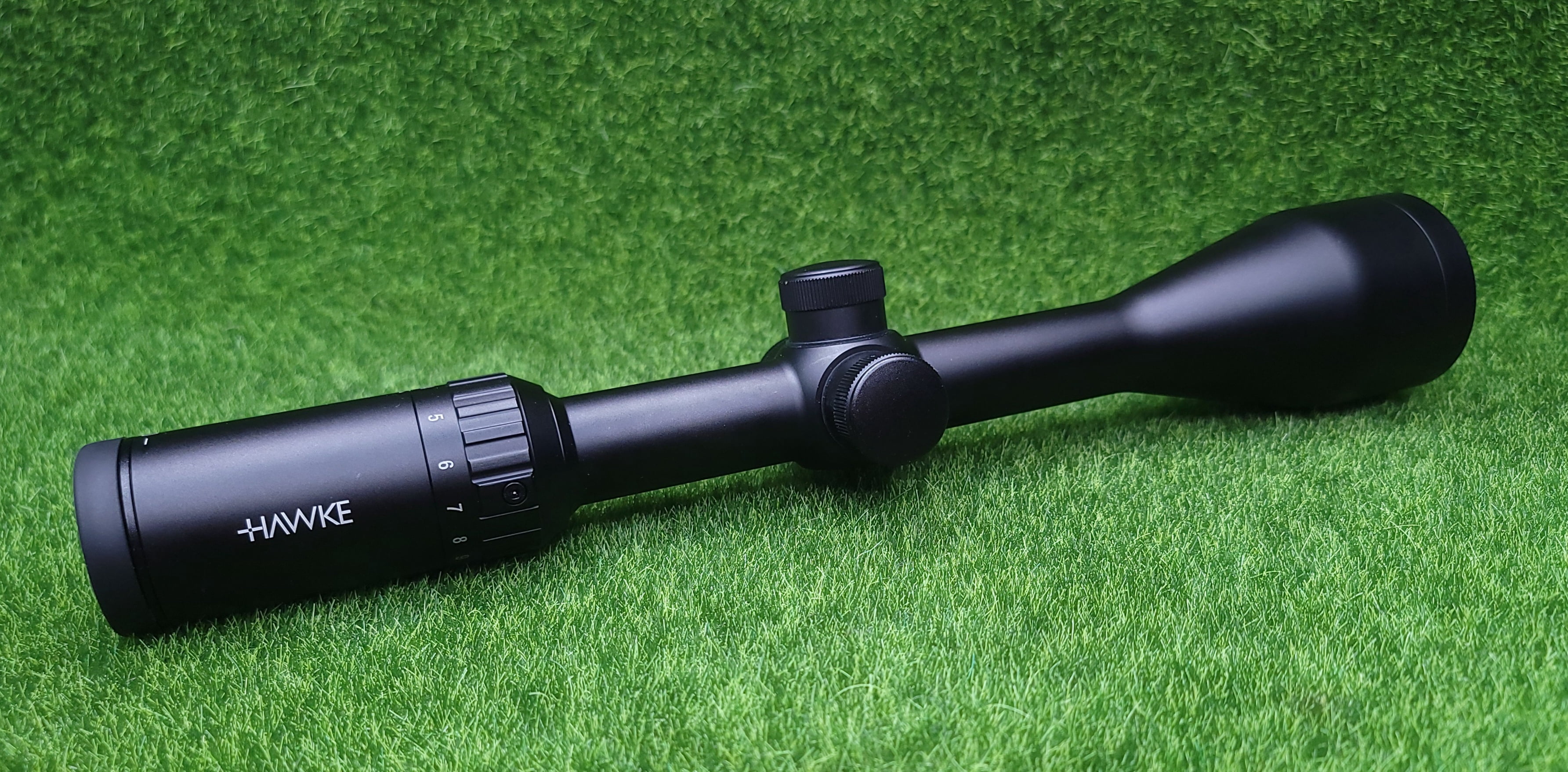 Hawke Sport Optics Vantage Rifle Scope, 4-12x50mm, 1in Tube, SFP, Mil Dot IR Reticle, Black