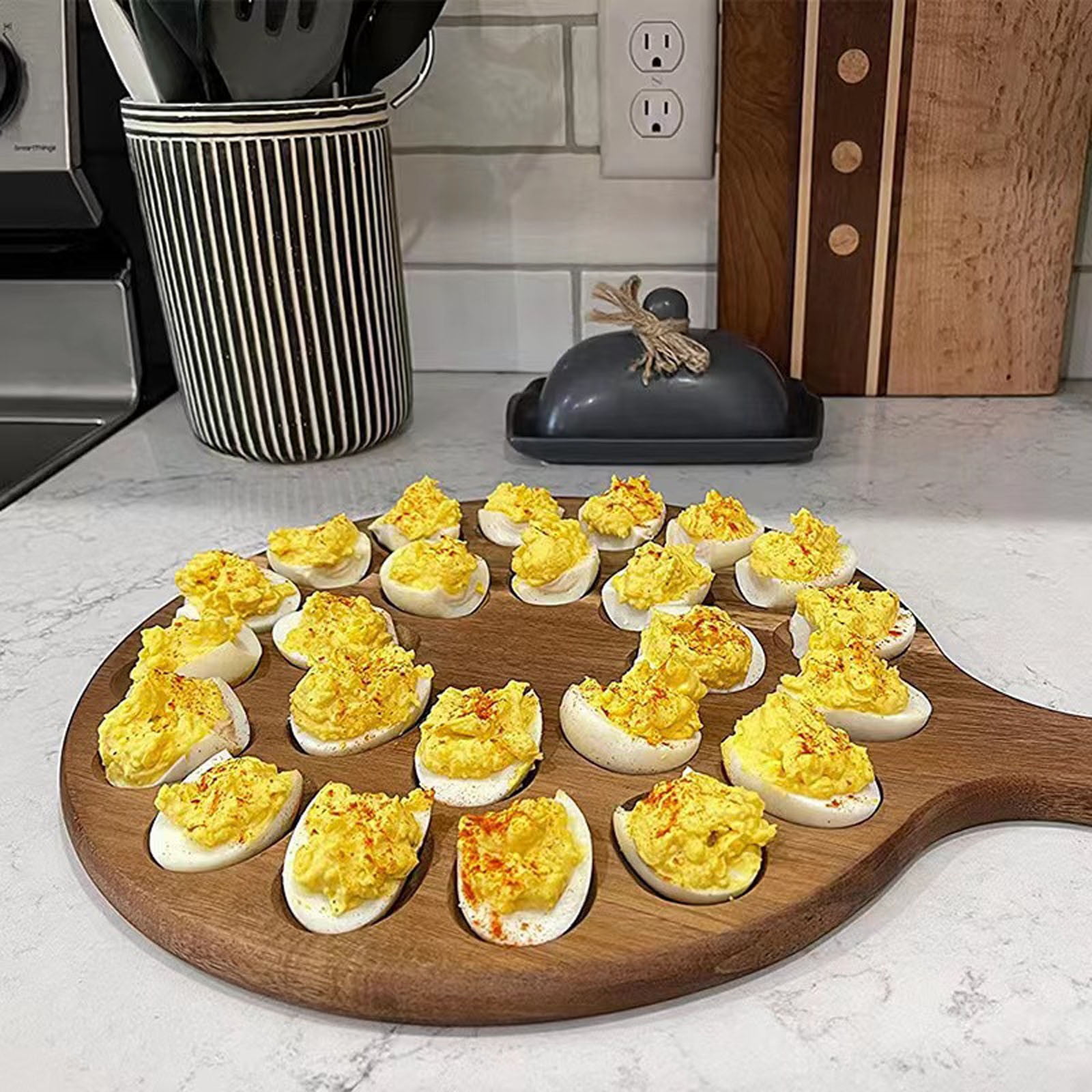 COM1950s Wooden Egg Tray, 24 Hole Reversible Deviled Egg Platter With Handle For Serving And Countertop Storage