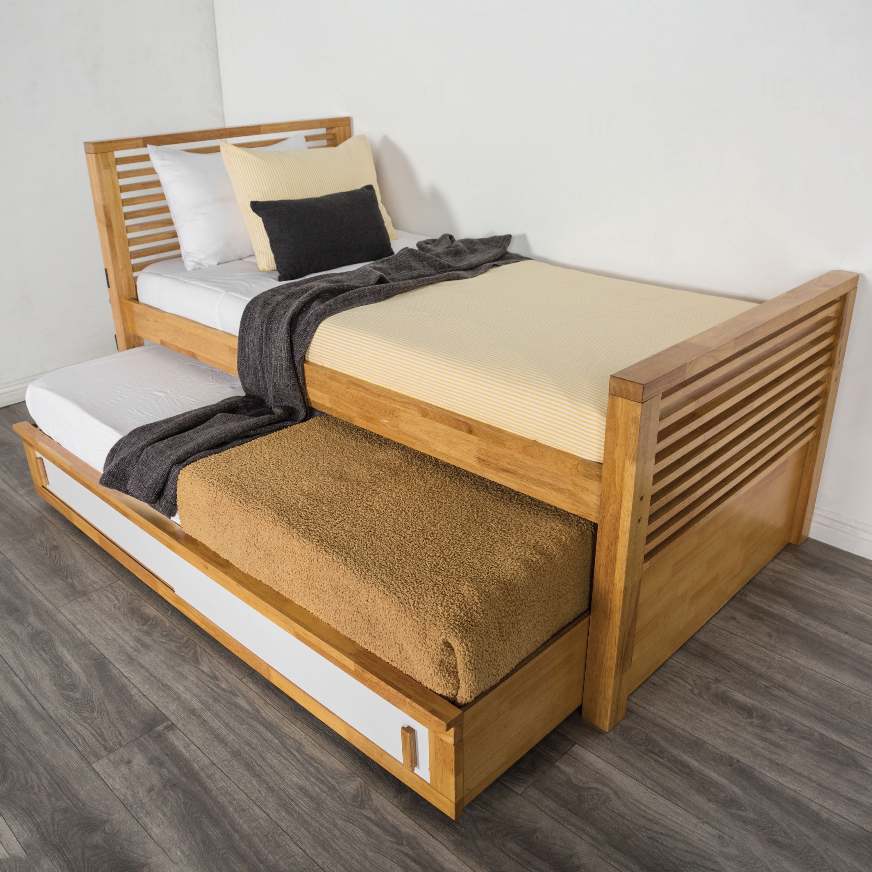 Furniture of America Corwin Solid Wood Full Captain Bed with Trundle, Light Oak