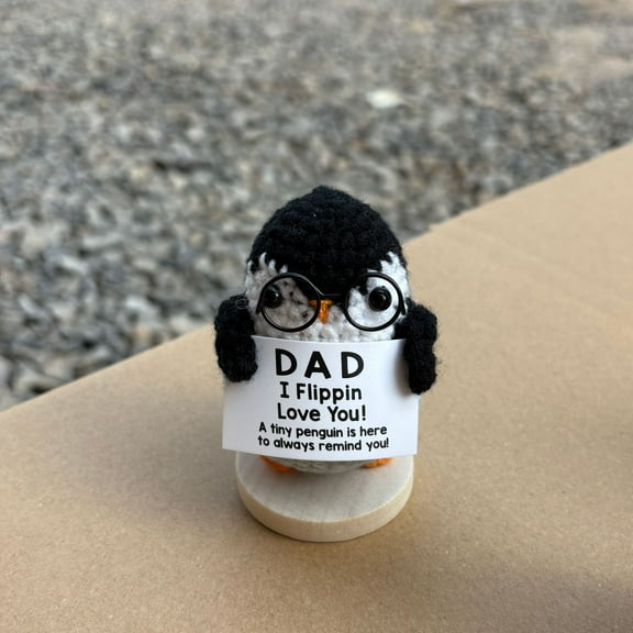 Handmade Emotional Support Penguin, Positive Crochet Doll with Card, Inspirational Small Handmade Knitted, Funny Gifts for Women Men Birthday Friends Coworkers, Office Decor