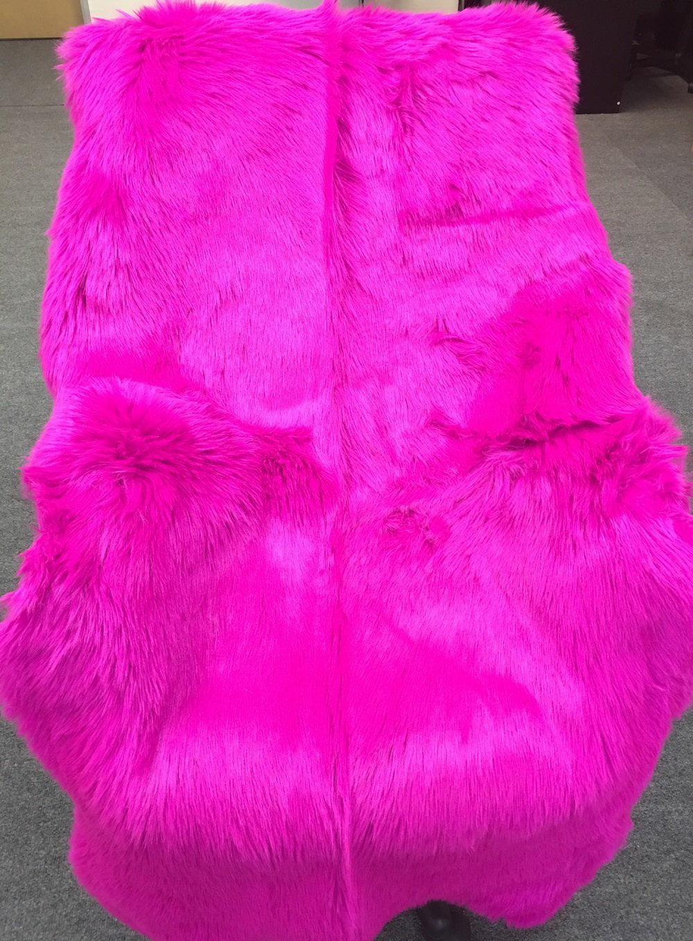 Deluxe Soft Faux Sheepskin Chair Cover, Hot Pink Fur Rug