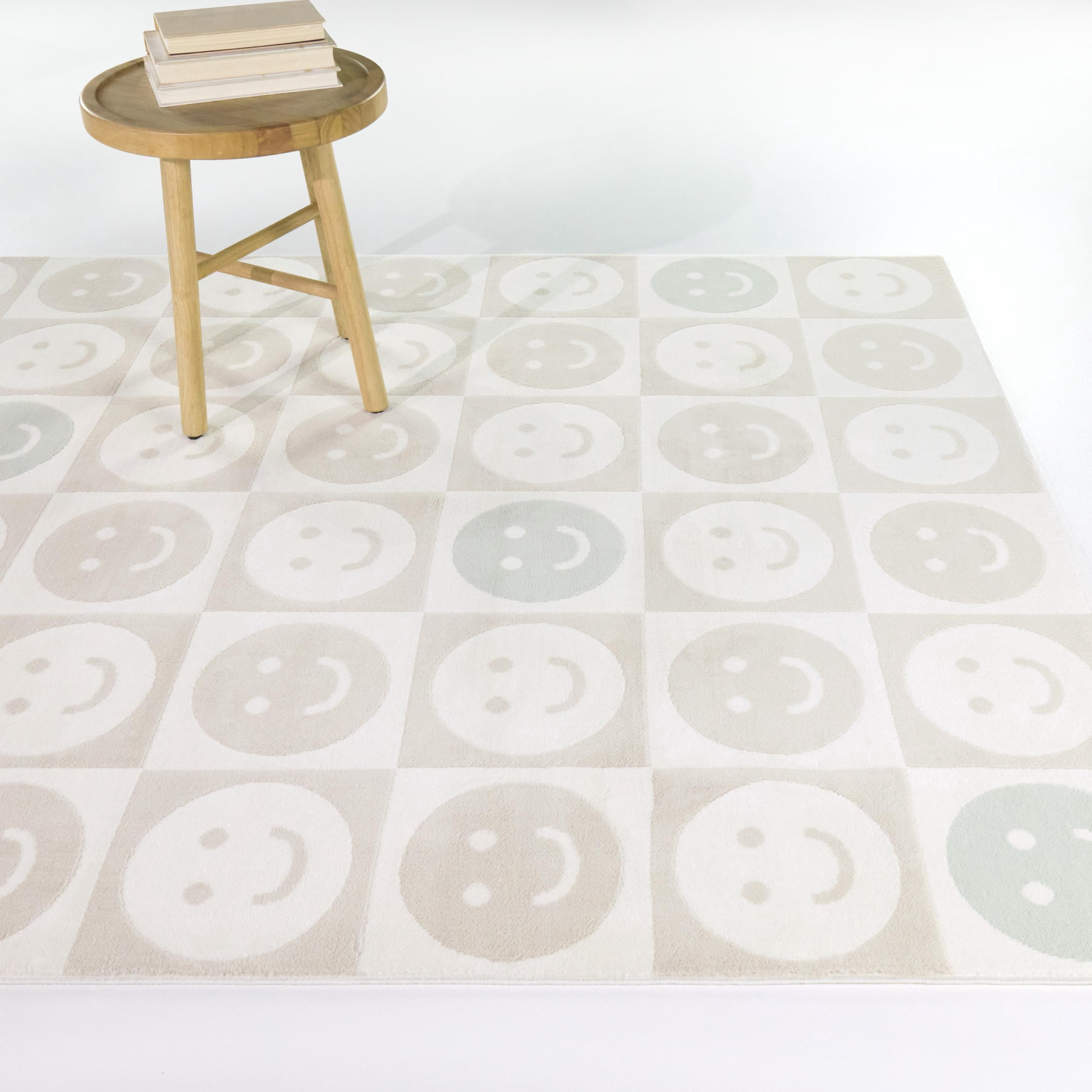 Mainstays Checkered Happy Face Youth Indoor Rug, 5x7