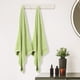 thumbnail image 4 of Toallas de baño suaves REGALWOVEN, juego de 2 toallas de baño de rayas ultra absorbentes para baño, color verde 28" x 56", 4 of 8