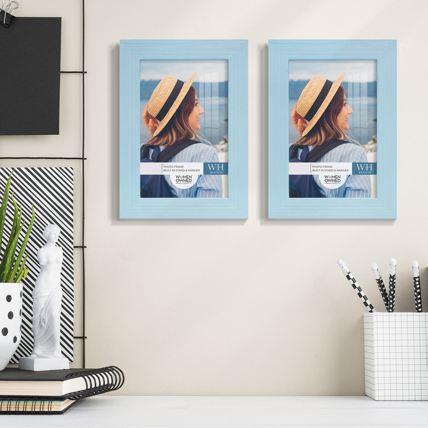 Grooved 4 in. x 6 in. Blue Picture Frame (Set of 2)