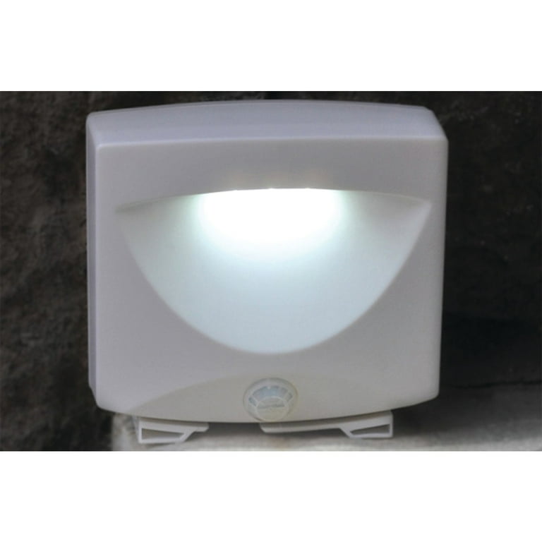 MAXSA Innovations Battery-Powered Motion-Activated Outdoor Night-Light,  White