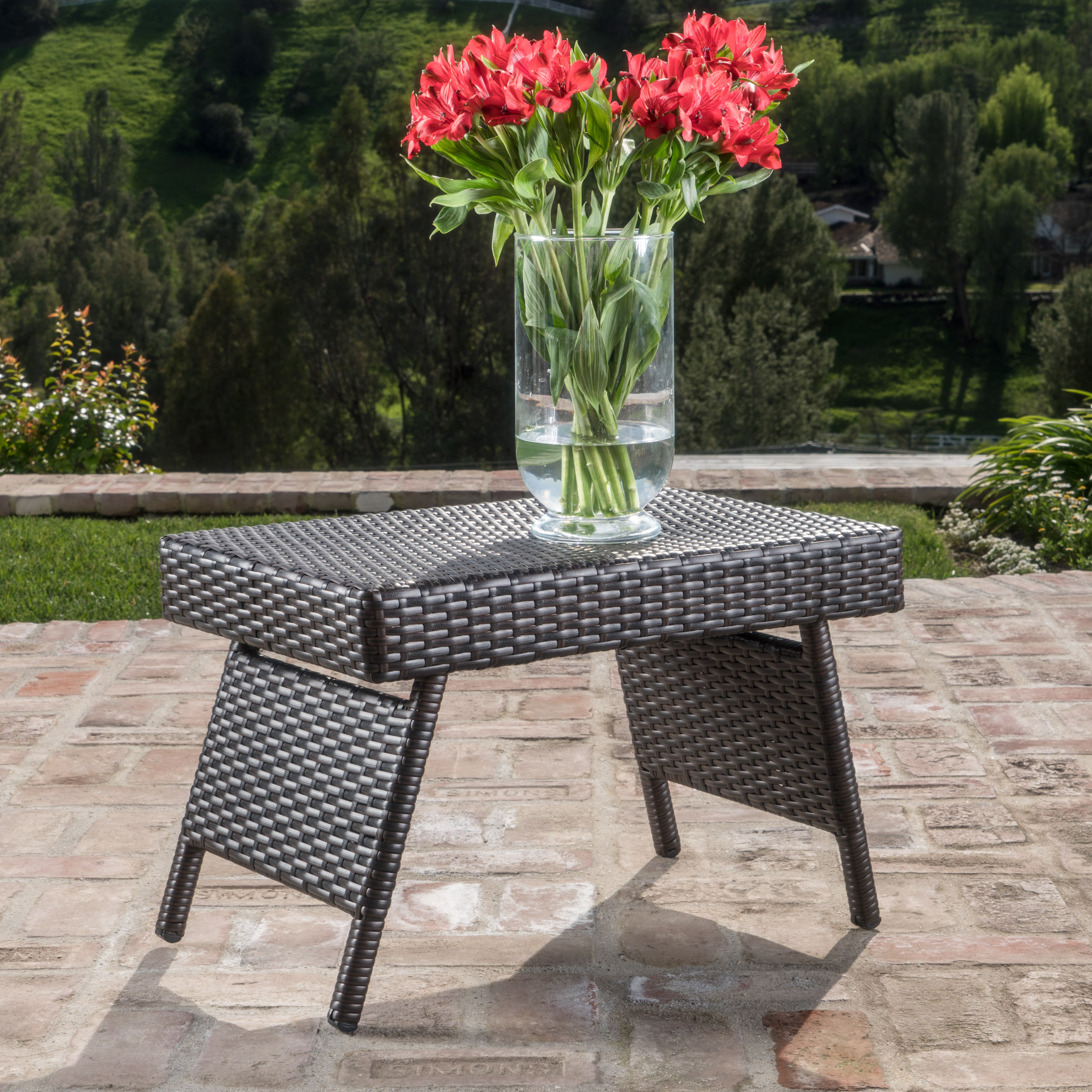 Outdoor Wicker End Table with Aluminum Frame, Mixed Mocha