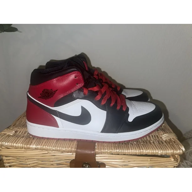 N I-K-E A i r-Jor-dan 1 Mid - 2007 BMP Old Love Blk Toe - 136085-102 - Sz 11.5 -No Box