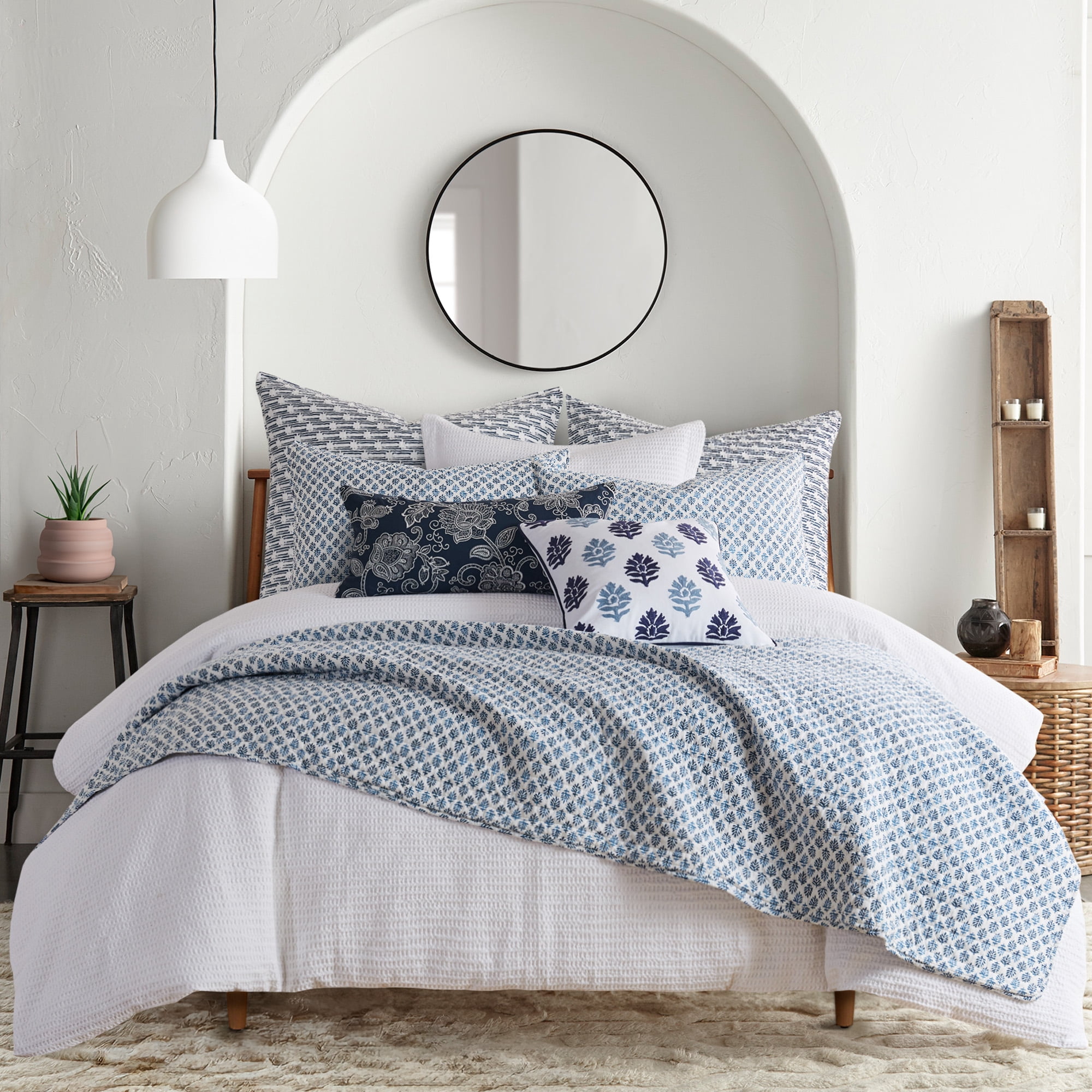 Levtex Home - Aditya Quilt Set - Full/Queen Quilt and Two Standard Shams - Medallion - Blue Navy and White - Quilt (88x92in.) and Shams (20x26in.) - Reversible - Cotton