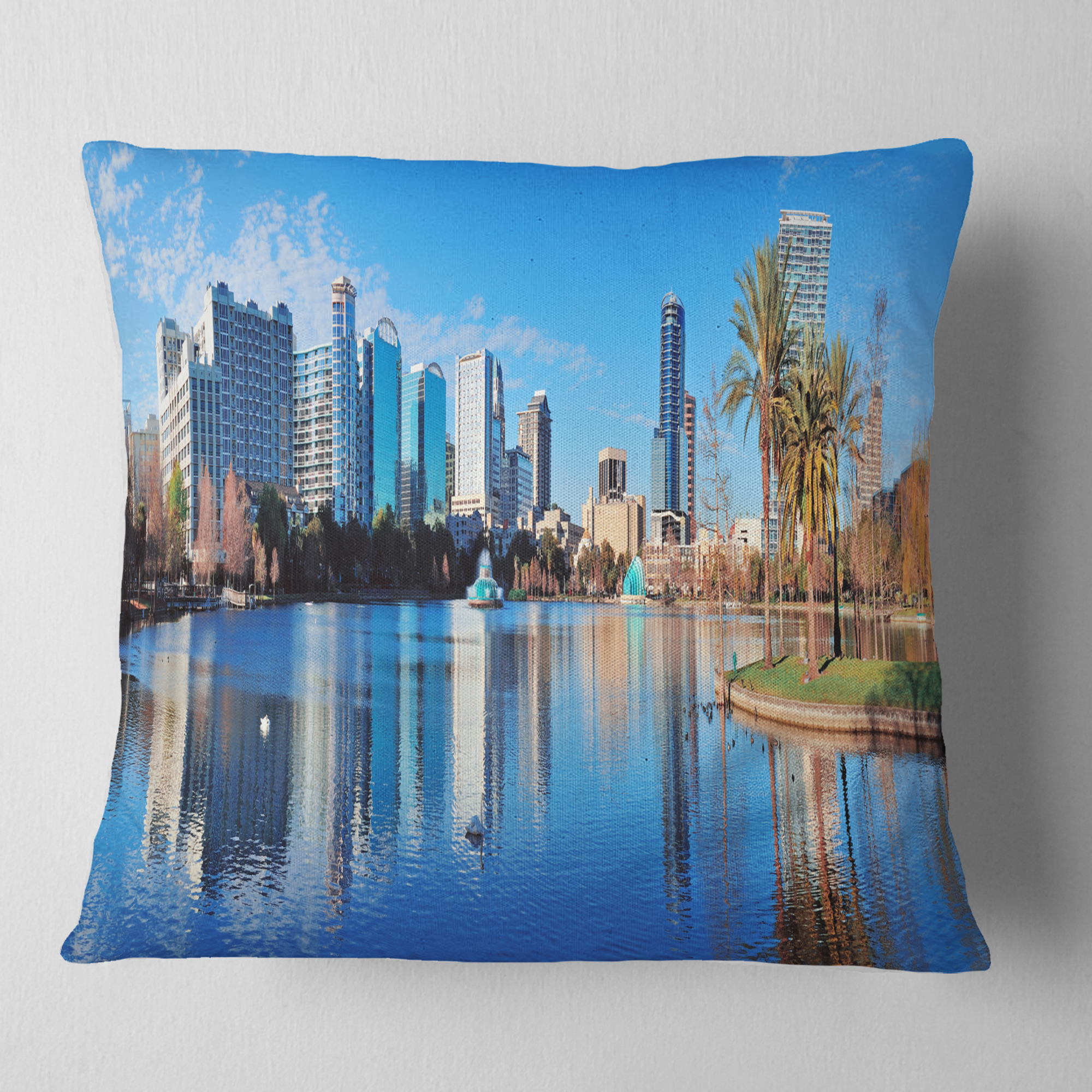 Designart Orlando Morning - Cityscape Photo Throw Pillow - 18x18
