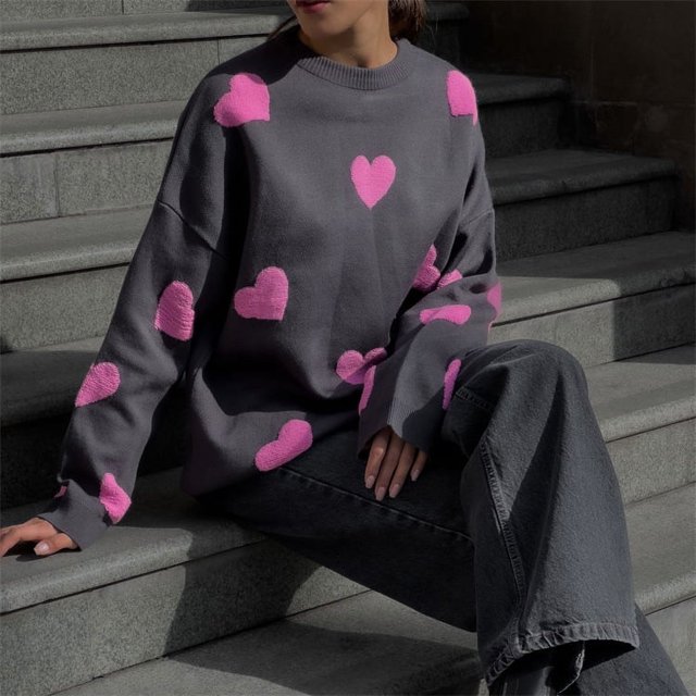 Suéter de punto grueso con cuello redondo bordado de amor Suéter holgado de manga larga de otoño e invierno para mujer de estilo europeo y americano