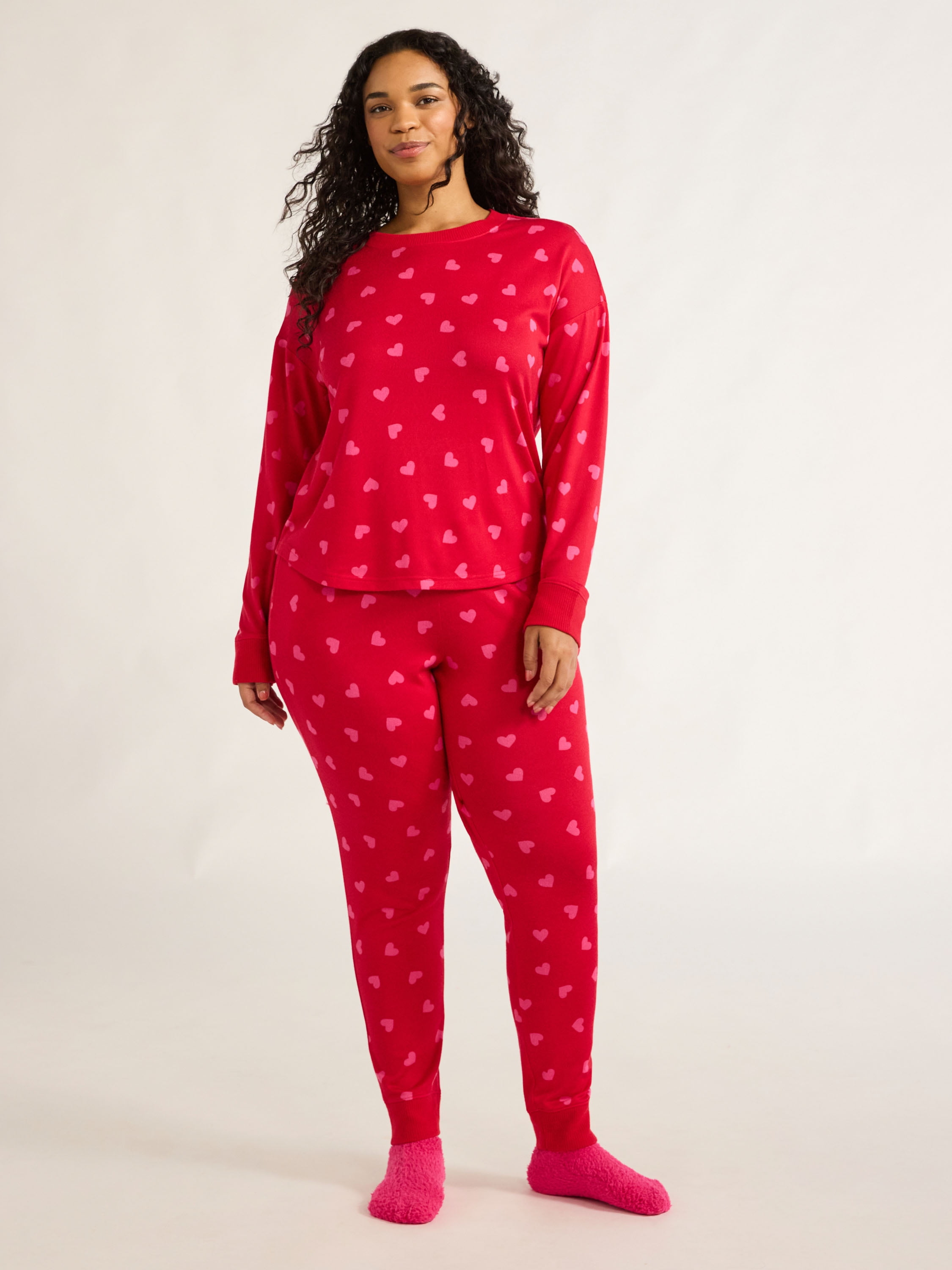 Joyspun Women's Pajama Top, Joggers and Socks Pajama Gift Set, 3-Piece, Sizes S-3X