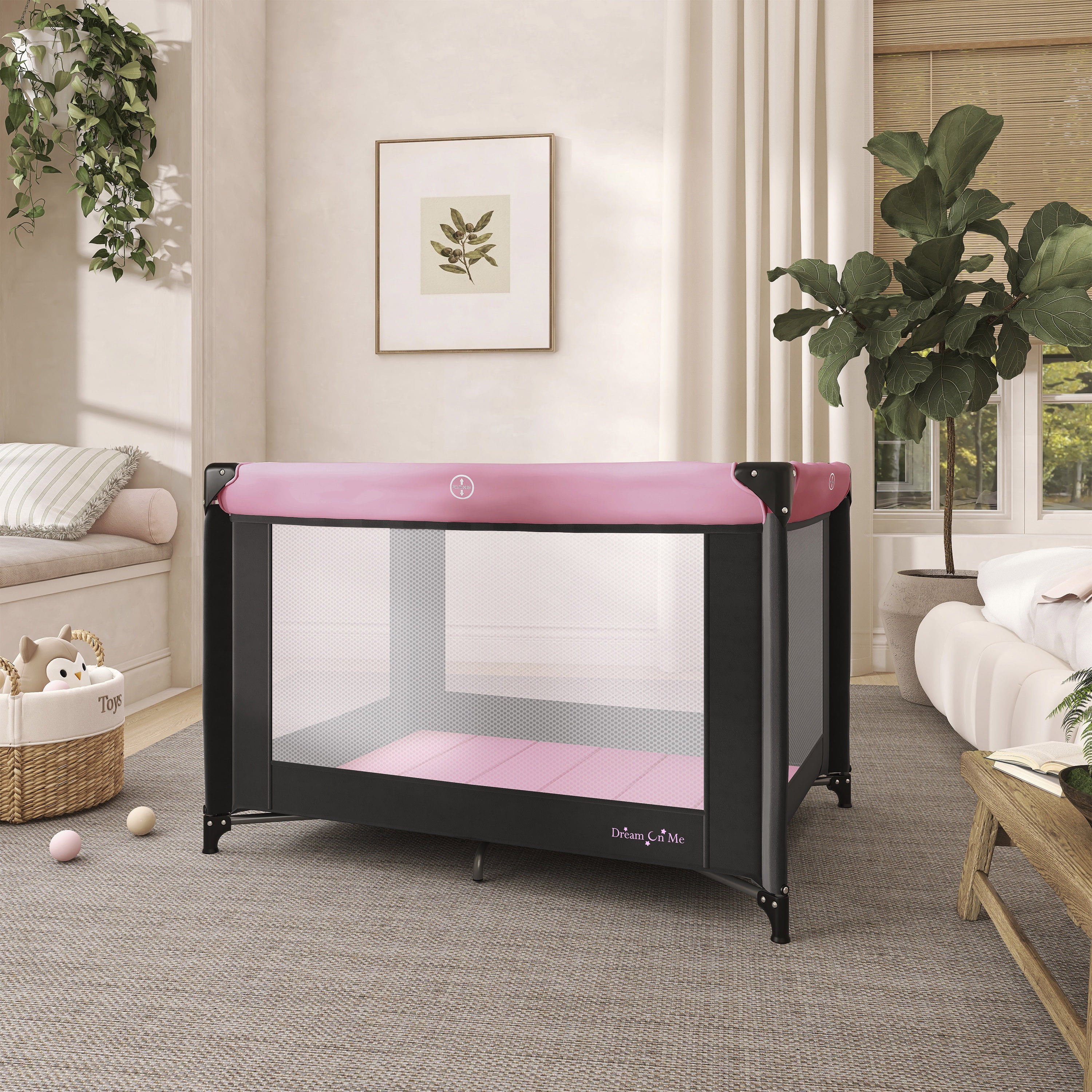 Dream On Me Zazzy Portable Play yard with Bassinet