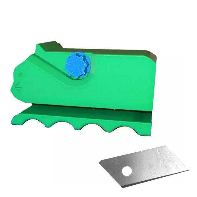 TIELUTT Cardboard Cutter for Cat Scratchers DIY Cardboard Cutting Tool Handheld Cardboard Dog Owner Accessories Camping Accessories for Dogs Labradoodle Accessories Accessories for Dog Owners Dog Harn