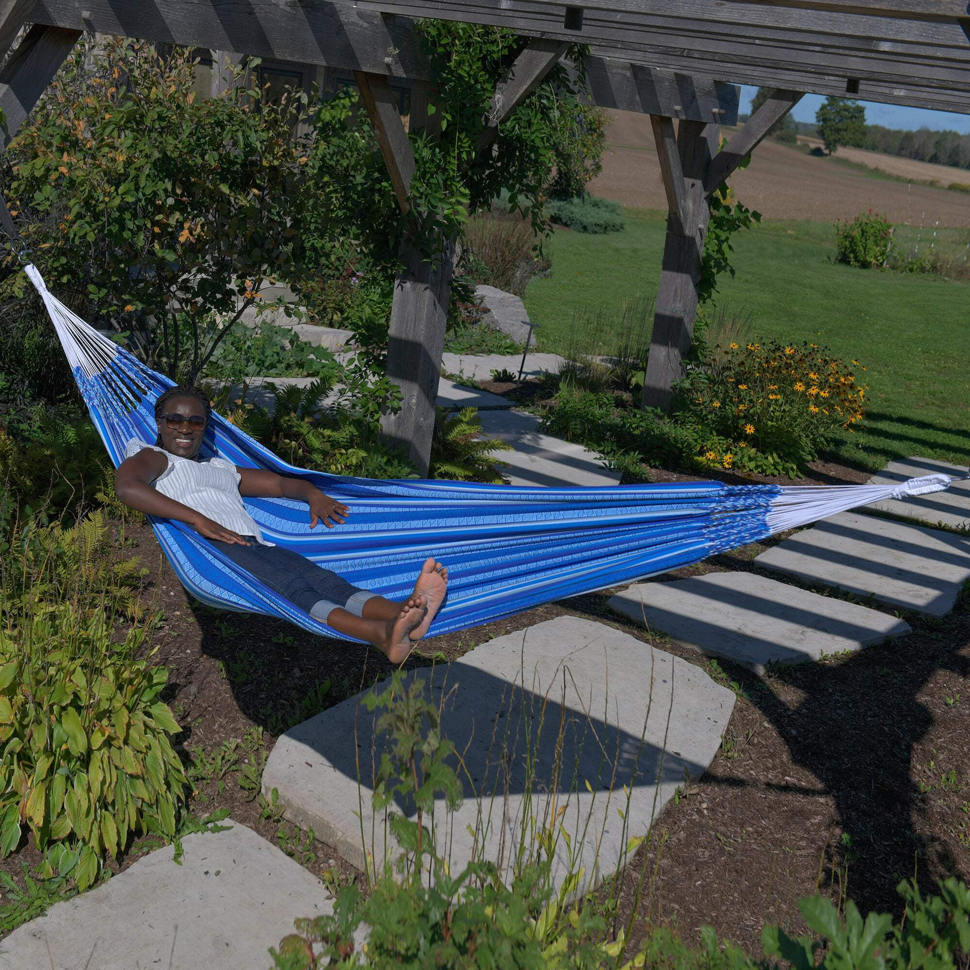 Vivere Latin Freestanding Hammock, Azul