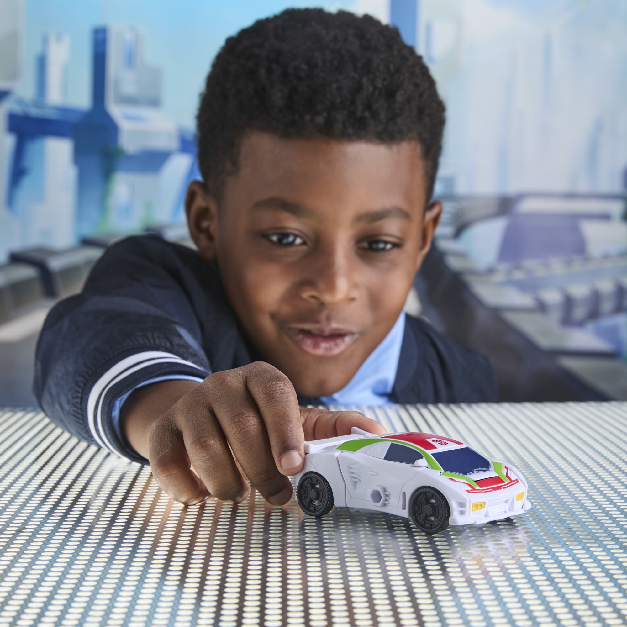 Transformers CYBERWORLD Cyber Changers Wheeljack Action Figure