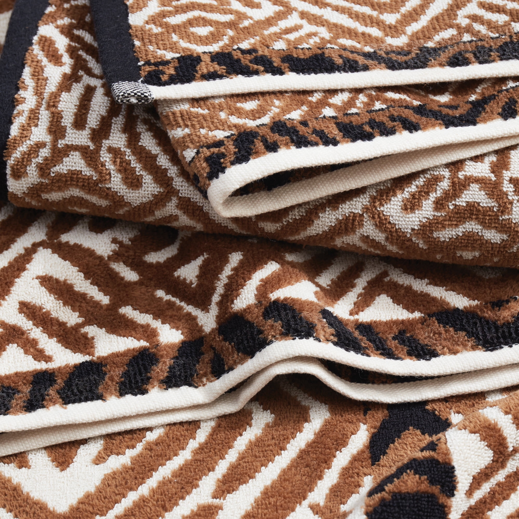 Rochelle Porter Design Tiger Tiger Hand Towel 20in x 30in Cocoa/Black 600 GSM Cotton Yarn Dyed