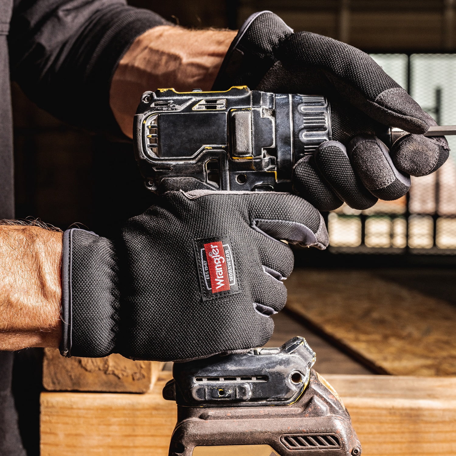 Wrangler Men’s Utility Work Gloves – Large, Synthetic Leather Palm Glove, Reinforced Grip, Breathable