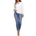 thumbnail image 2 of Blusas de encaje de manga larga para mujeres, camisas de trabajo elegantes y casuales, cuello en V, L blanco, 2 of 6