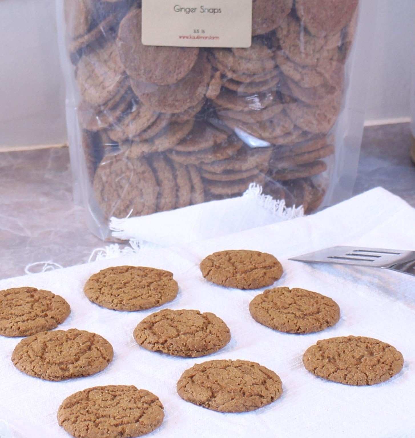 Kauffman Orchards Ginger Snap Cookies, Bulk 3.5 Pound Bag