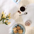 thumbnail image 3 of Design Imports CAMZ13997 Set de 6 Sets de Table Ronds en PVC Blanc, 3 of 4