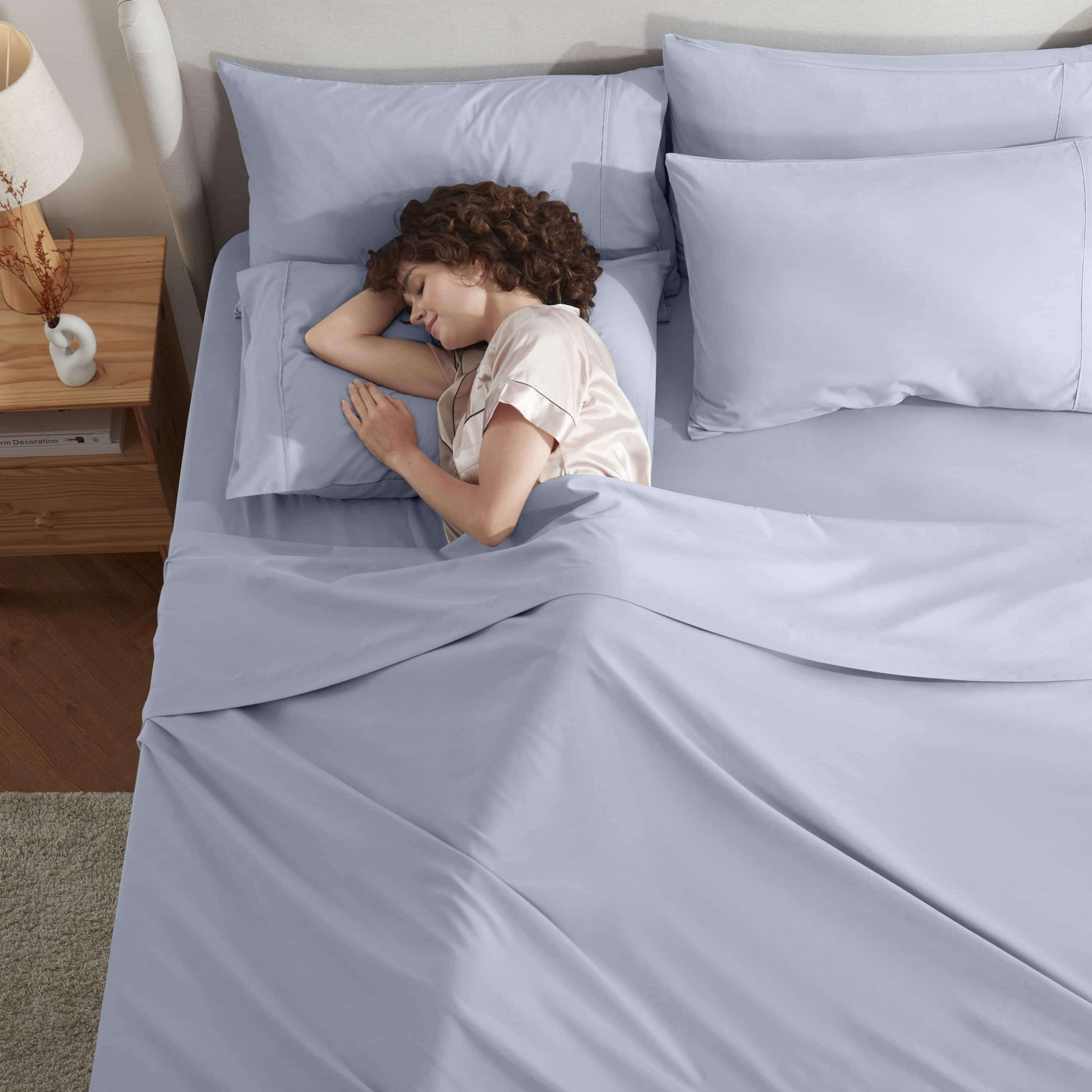 LammaLoe Extra Deep Pocket Twin Sheets set, Fits 18"-24" Mattress, 4 Piece Soft Microfiber Bed Sheet Sets, Ice Blue