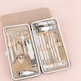 thumbnail image 4 of Juego de manicura, kit de pedicura profesional de acero inoxidable 19 en 1, tijeras para uñas, kit de aseo con estuche de viaje de cuero negro, 4 of 5