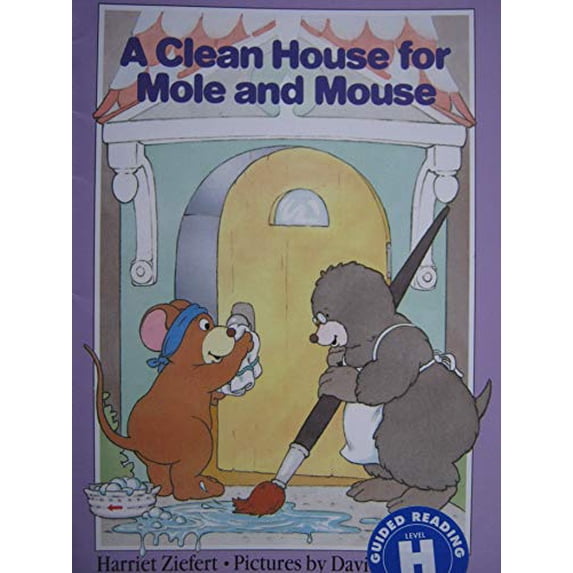 Pre-Owned A Clean House for Mole and Mouse (A Clean House for Mole and Mouse) (Paperback) 0590445081 9780590445085