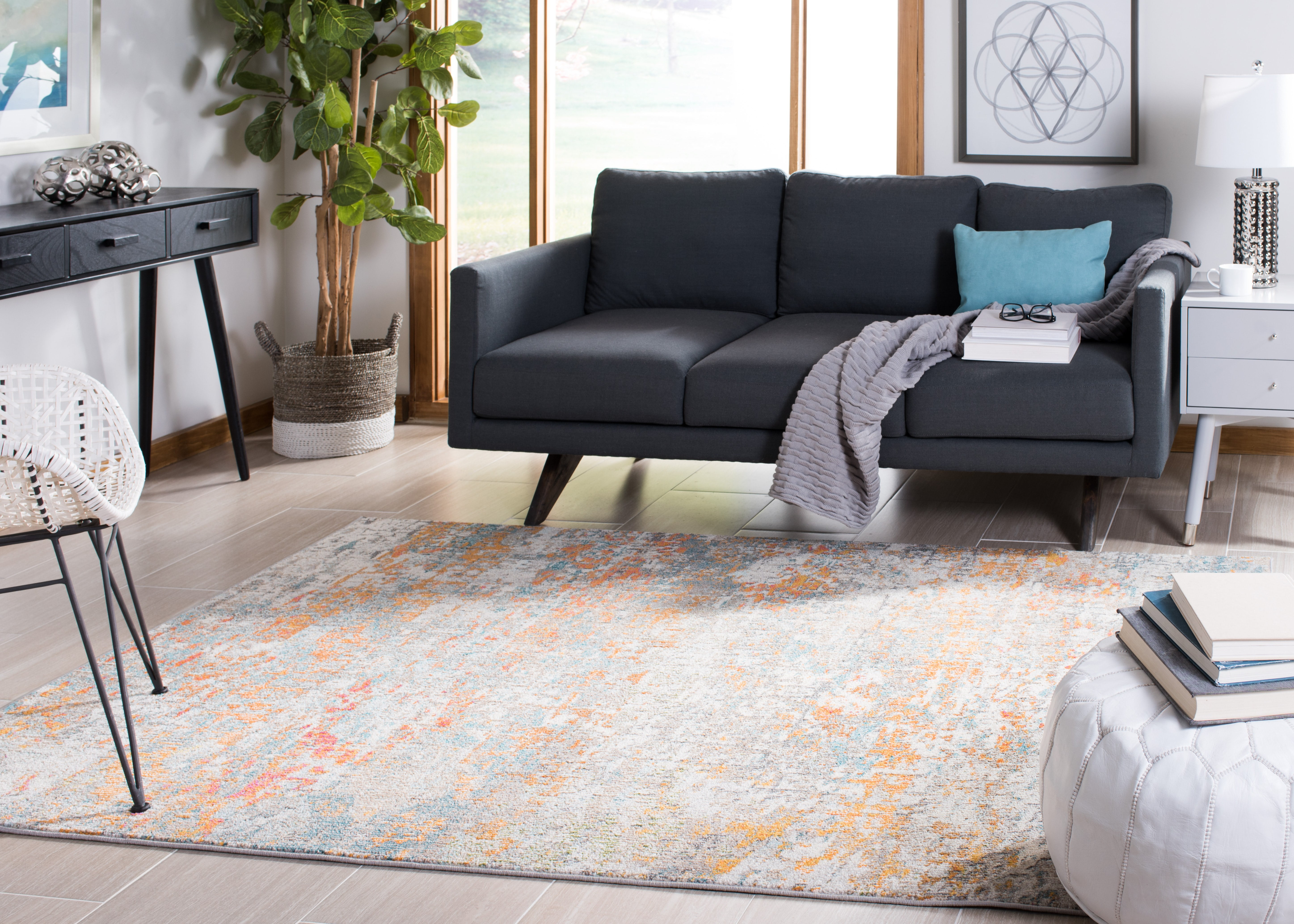 SAFAVIEH Madison Kebo Abstract Area Rug, Grey/Orange, 6' x 9' - Modern Design, Grey & Orange, Ideal for Living Room, Bedroom, Dining Space