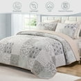 thumbnail image 4 of Exclusivo Mezcla Reversible Boho Quilt Set Queen Size, 3 Pieces Patchwork Gray All Season Bedspreads, Ultra Soft Floral Coverlet Bedding Set with Printed Pattern (1 Quilt, 2 Pillow Shams), 4 of 7