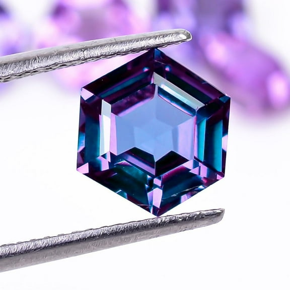 Color Change Alexandrite 8.20 Ct Hexagon Or Fancy Cut Alexandrite Loose Gemstone For Jewelry Making