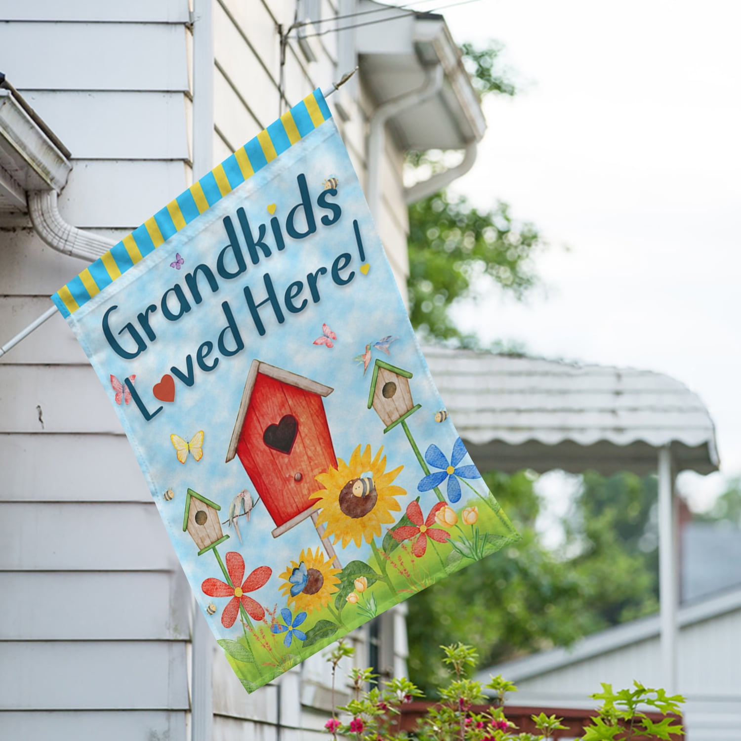 America Forever Grandkids Loved Here House Flag, 28 x 40 inches Double Sided, Grandchildren Garden Flags, Birdhouse Outdoor Decor, Grandparents Outside Yard Decorations