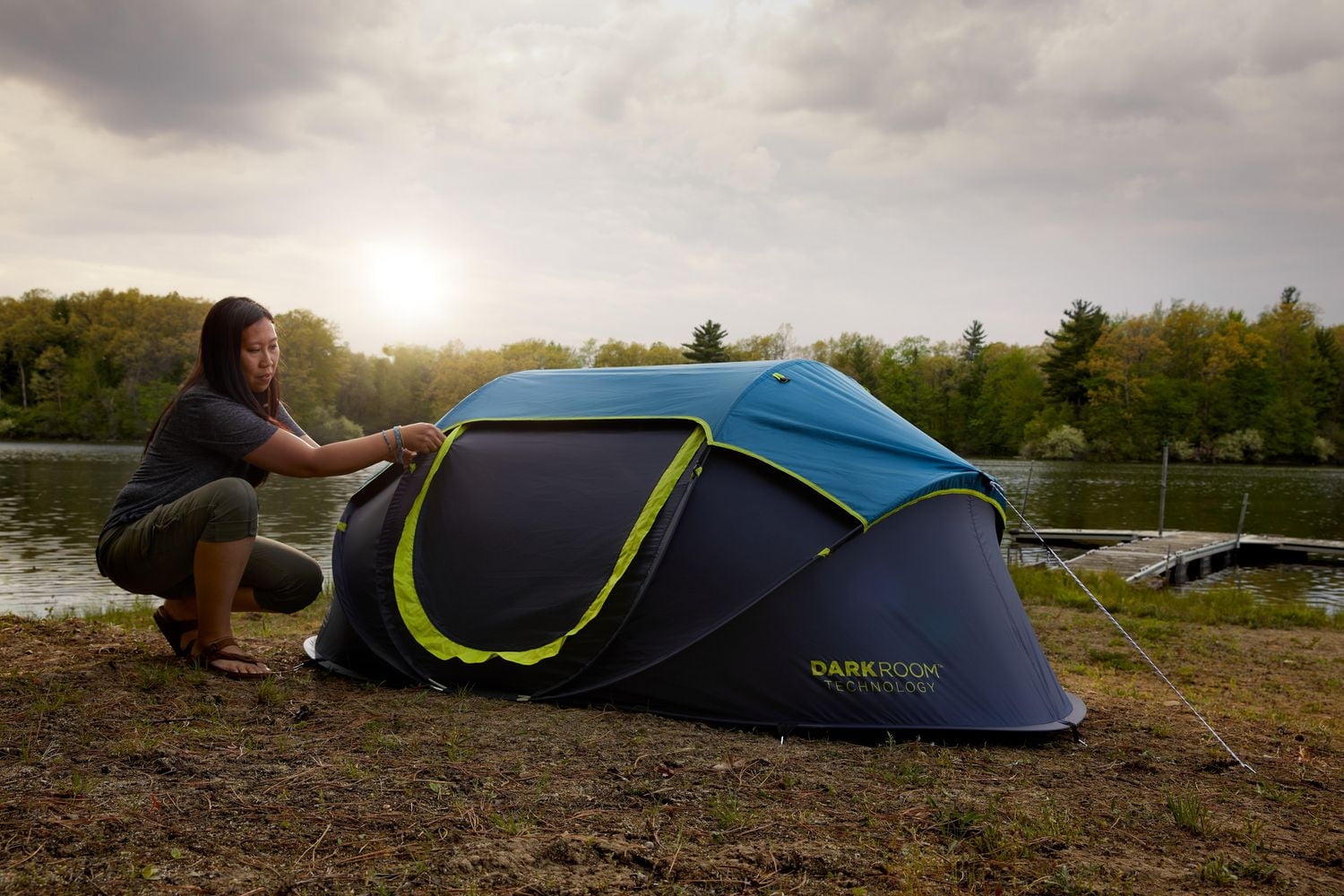 Coleman 2-Person Dark Room Pop-Up Camping Tent, Blue - Walmart.ca