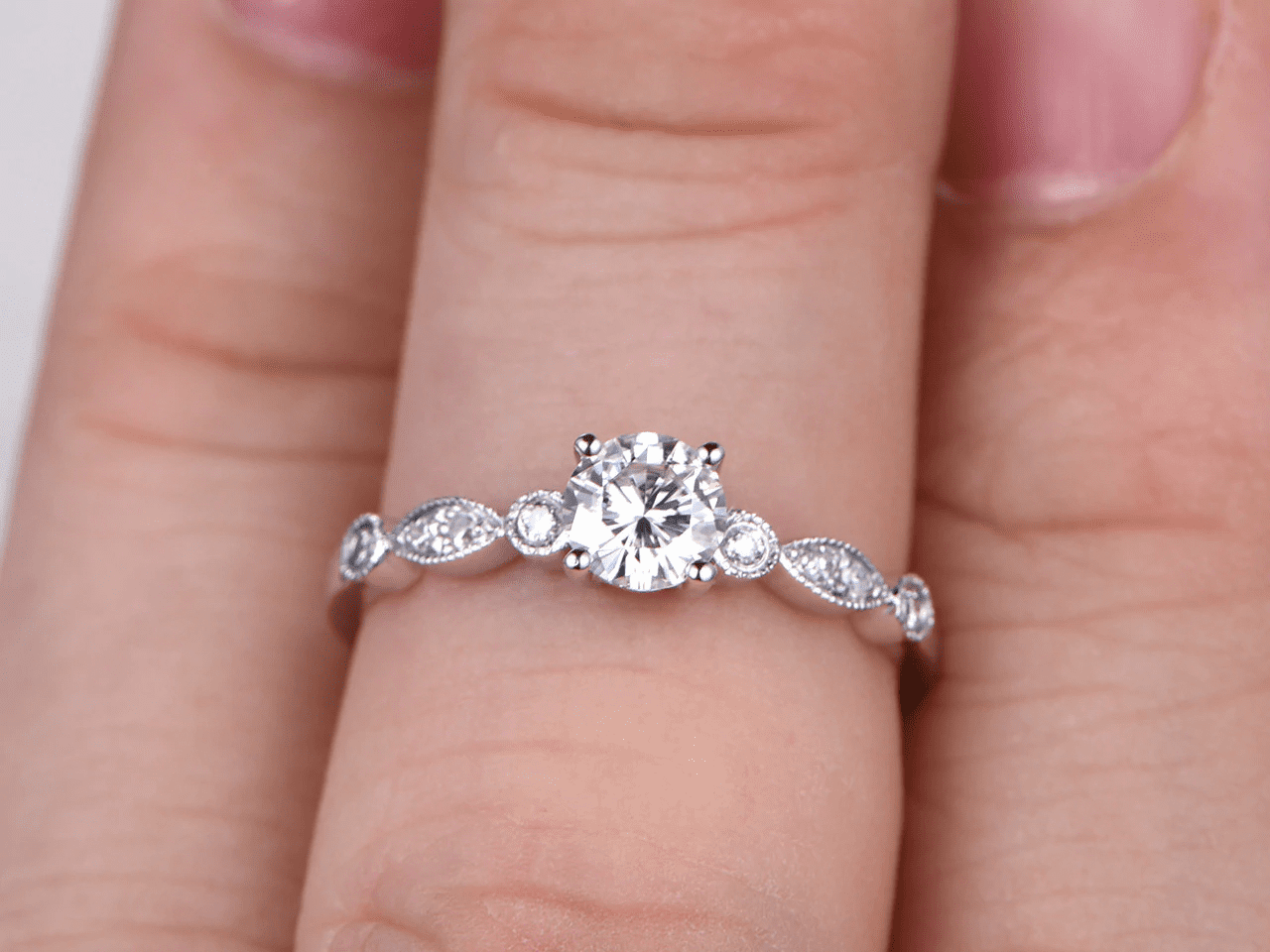HeartsAndYou 1.2ct Round Cut Moissanite Engagement Ring for Women 18k White Gold Over Silver Vintage Inspired Milgrain Stylish