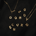 thumbnail image 1 of Collar con colgante de oro de 14 quilates bañado en plata de ley S925, bonito colgante con nombre y letra en inglés, collar para parejas DIY, 1 of 5