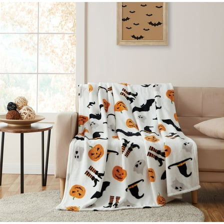 Kate Aurora Cozy Halloween Boo! Spooky Spiders Oversized Soft & Plush Accent Throw Blanket