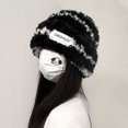 thumbnail image 1 of Gorro de lana para mujer, de invierno, tejido a rayas, con aspecto de cara, de felpa, cálido, grueso, con gran circunferencia de la cabeza, protección para las orejas, gorro de pelo, 1 of 5