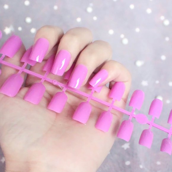 Ongles Longs Mode pour Femmes Faux Ongles Patch Rectangulaire Couleur Unie Art des Ongles 24 Pcs
