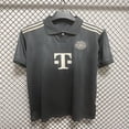 thumbnail image 1 of Camiseta Clásica De Manga Corta De Verano Del Bayern Oktoberfest, Temporada 24-25L, 1 of 2