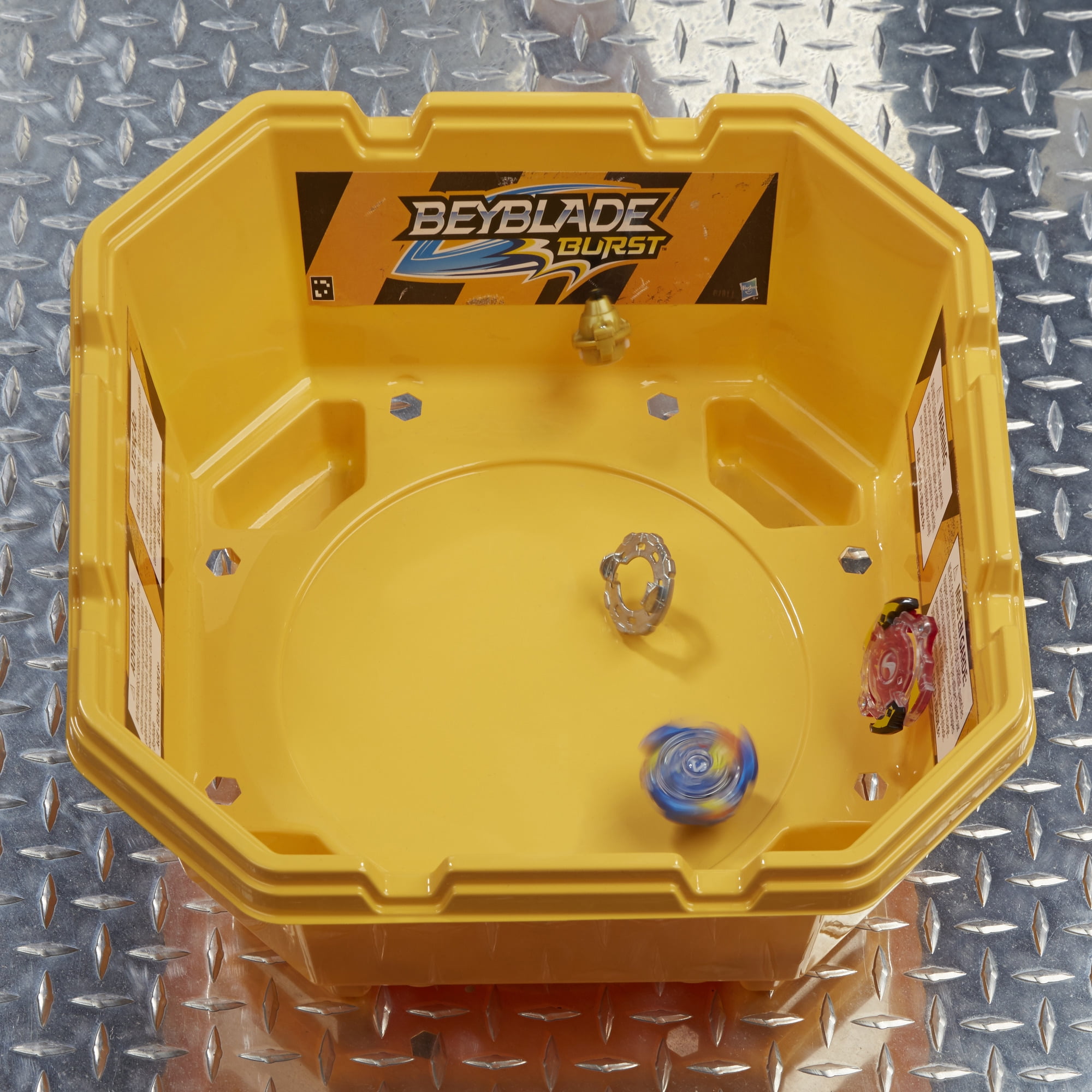 HOW TO DISASSEMBLE YOUR BEY IN BEYBLADE BURST RIVALS! SECRET EASTER EGG 