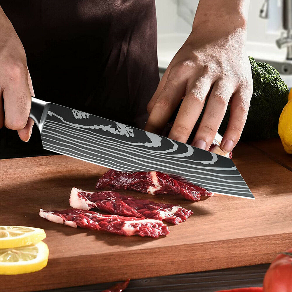 AVACRAFT Bread Knife, High Carbon German 1.4116 Stainless Steel Serrated Knife, Cake Knife, Cake Slicer, Ergonomic Wood Handle, Razor Sharp, 8 inch