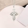 thumbnail image 4 of Collar de loto Zulema con colgante de Flor Plata, 4 of 5