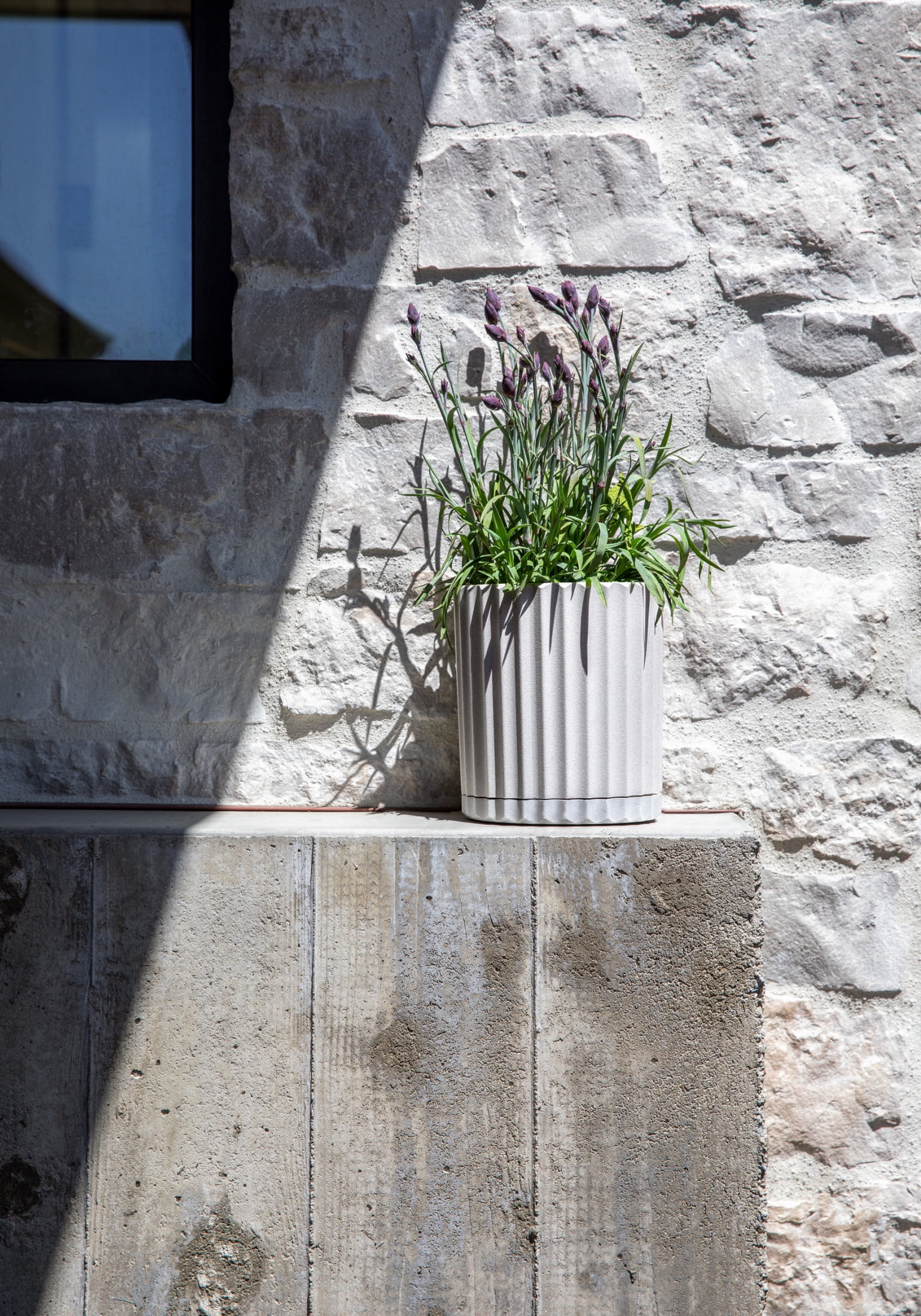Veradek Mason Series Demi 6" Plastic-Stone Planter - White